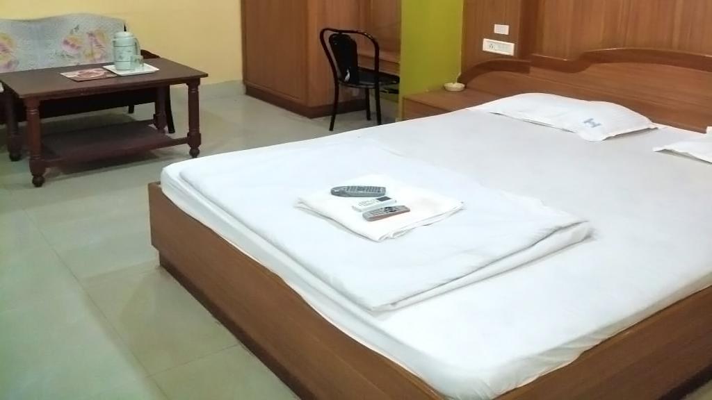 Hotel Paul Heights Jharsuguda Екстер'єр фото