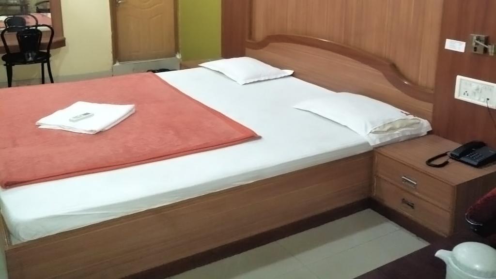 Hotel Paul Heights Jharsuguda Екстер'єр фото